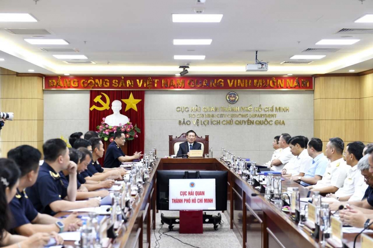 Toàn cảnh buổi làm việc
