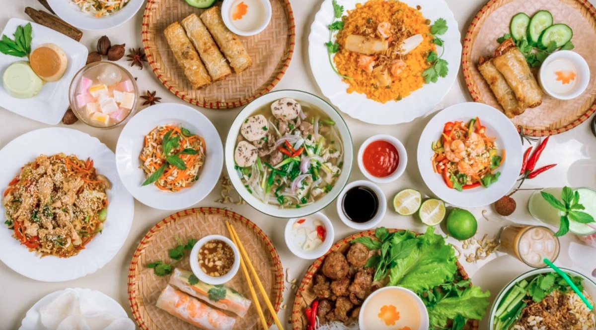 US blogger suggests 14 famous dishes to try in Vietnam. (Photo courtesy of Celebrity Cruises)