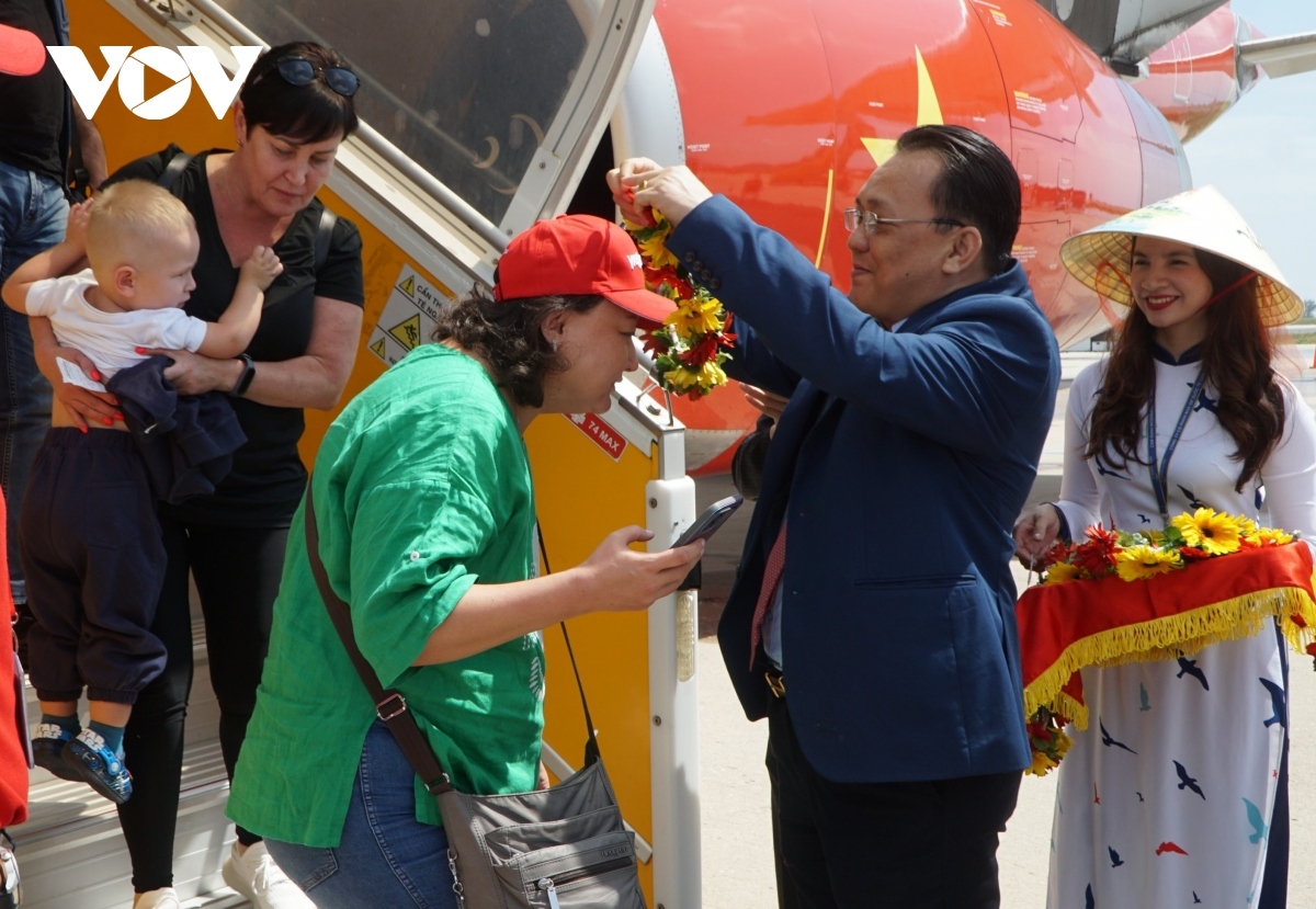 Visitors from Kazakhstan visit Khanh Hoa province, a tourist destination in central Vietnam
