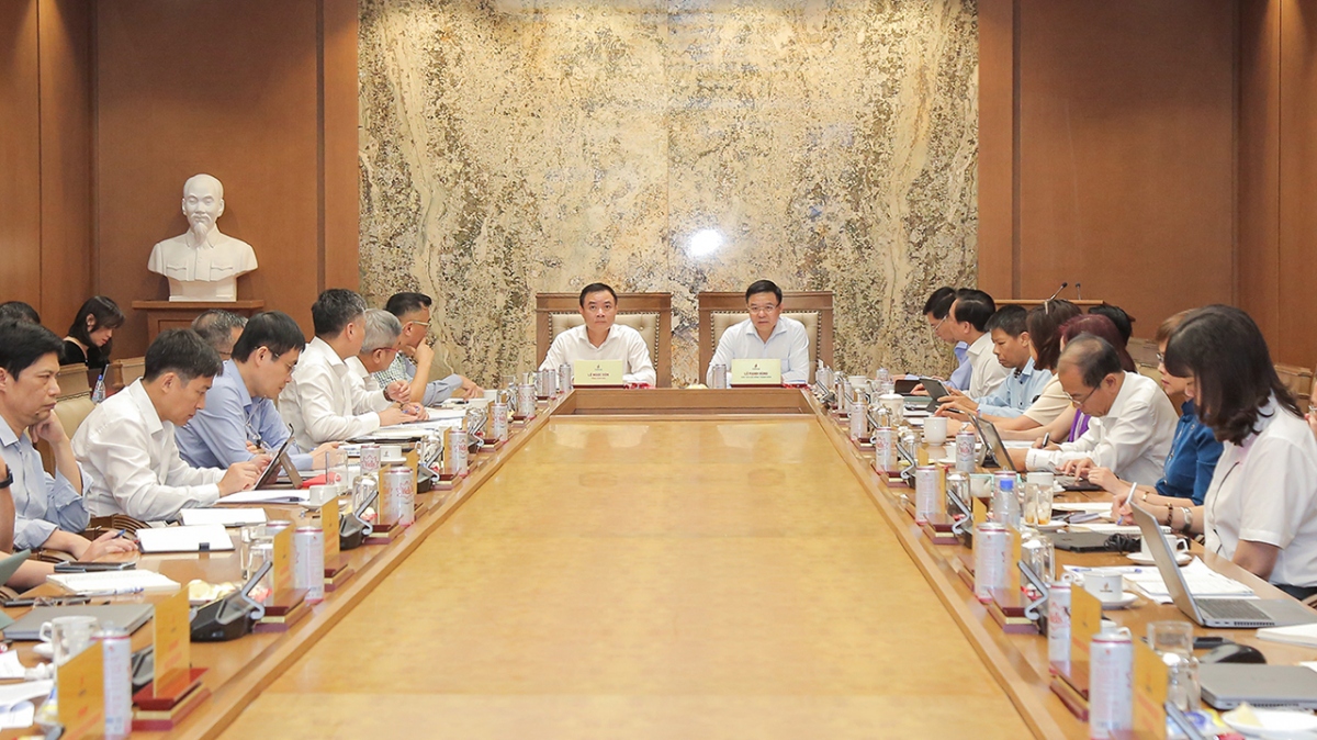 Toàn cảnh giao ban