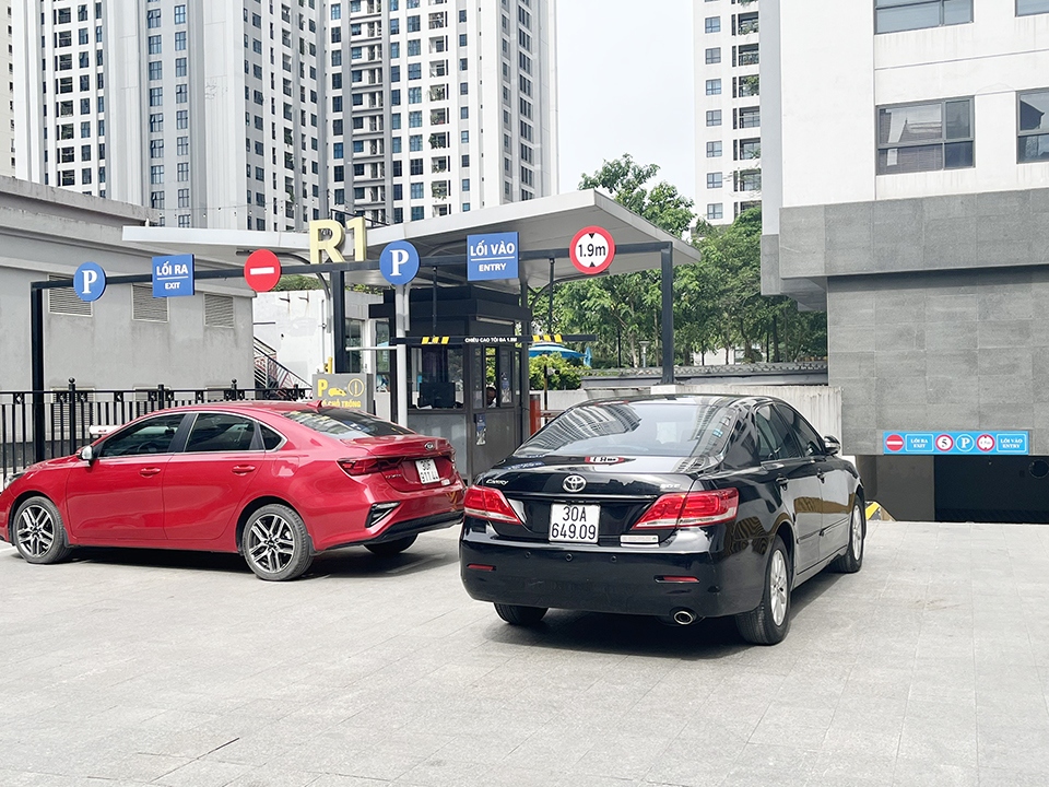 Diện tích hầm xe ô tô tại Goldmark City thuộc quyền sở hữu của chủ đầu tư