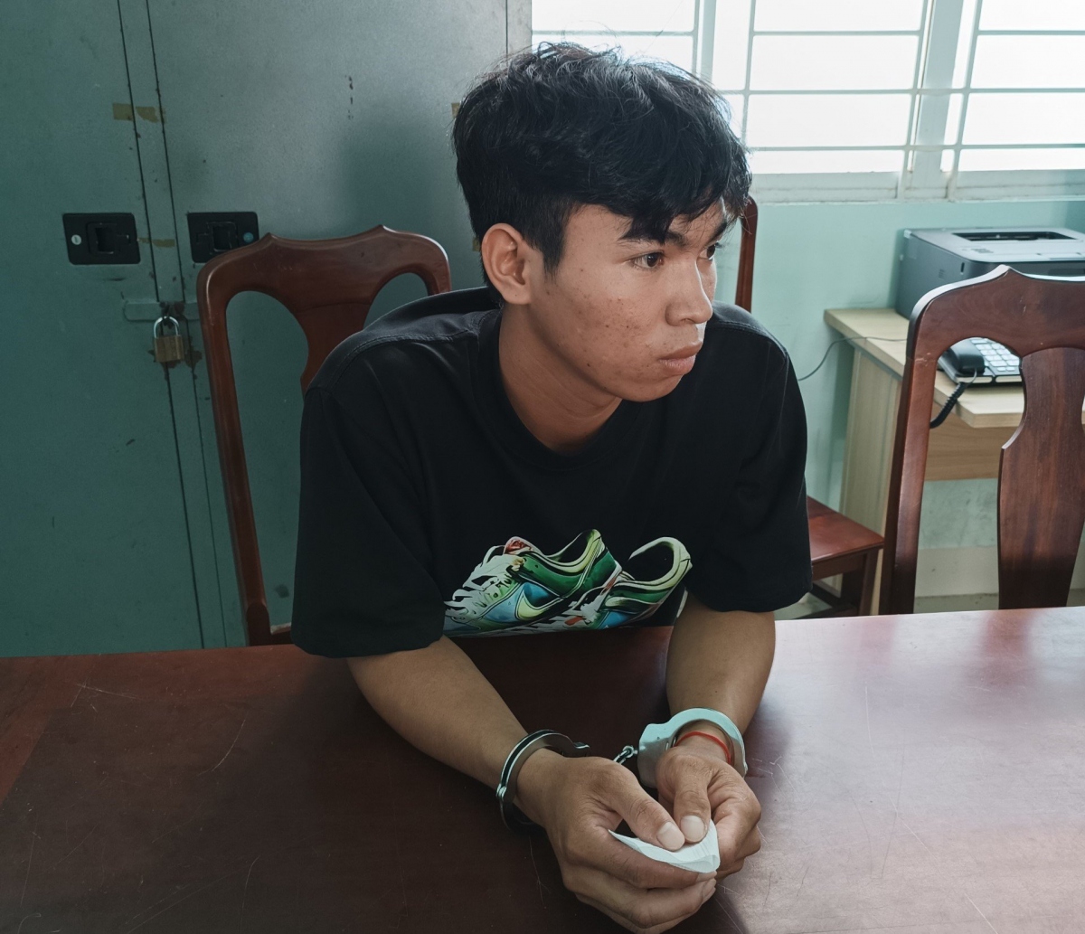 Bị can Lâm Văn Kim bị bắt giam về tội Giết người và Hủy hoại tài sản