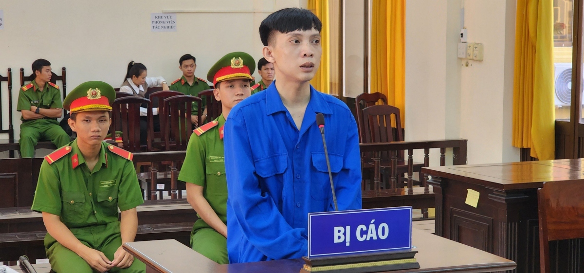 Bị cáo Tăng Hoàng Tỷ (SN 1993, ngụ ấp Xẻo Lùng, xã Thạnh Yên A, huyện U Minh Thượng, tỉnh Kiên Giang) bị tuyên án 7 năm tù về tội giết người.