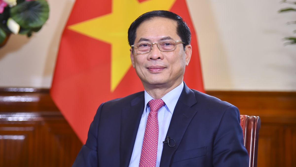 Bộ trưởng Bùi Thanh Sơn