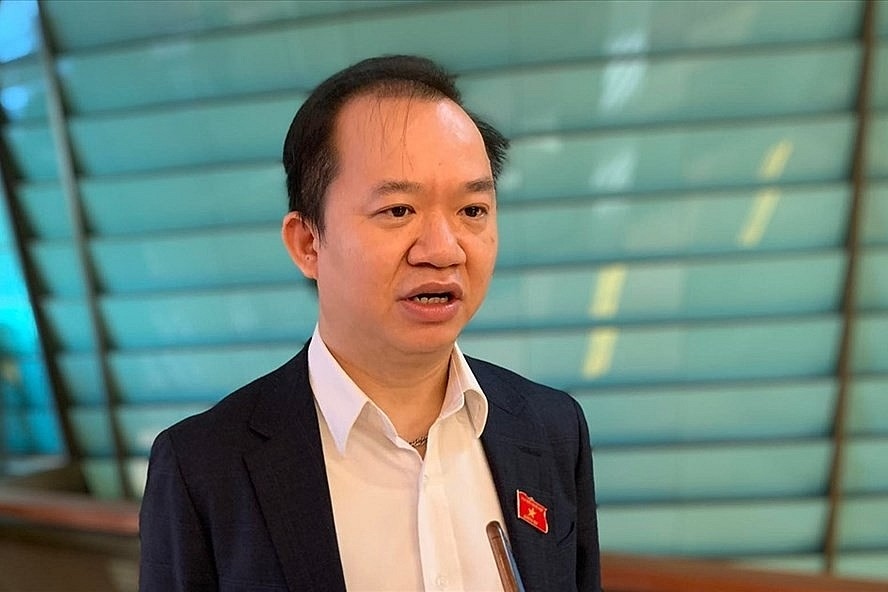 Đại biểu Bùi Hoài Sơn (Đoàn Hà Nội) - Ủy viên Thường trực Ủy ban Văn hóa, Giáo dục của Quốc hội