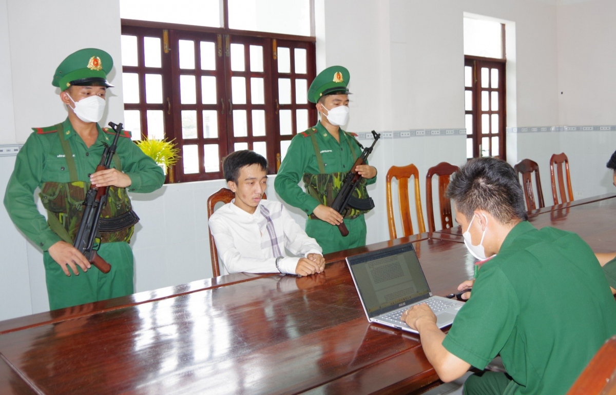 Đối tượng Huỳnh Hữu Luân đã thừa nhận hành vi tàng trữ trái phép chất ma túy của mình