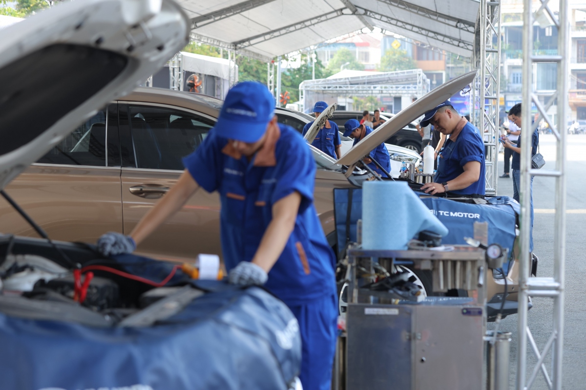 Tại sự kiện có khoảng 350 chiếc xe Hyundai được chăm sóc miễn phí