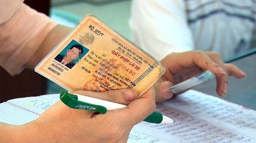 Bộ GTVT đã bổ sung một số trường hợp bị thu hồi Giấy phép lái xe -
Ảnh minh họa: Báo Đại Đoàn kết
