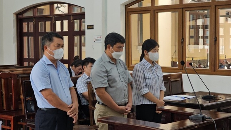 Các bị cáo tại phiên tòa
