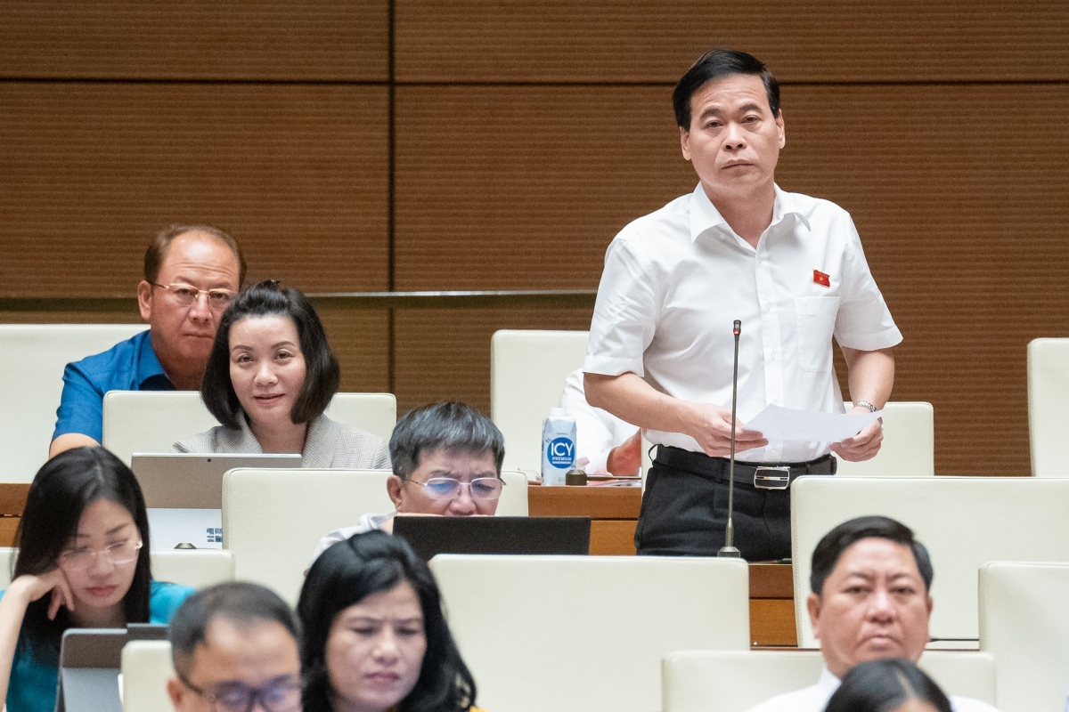 Đại biểu Nguyễn Mạnh Cường - Đoàn ĐBQH tỉnh Quảng Bình