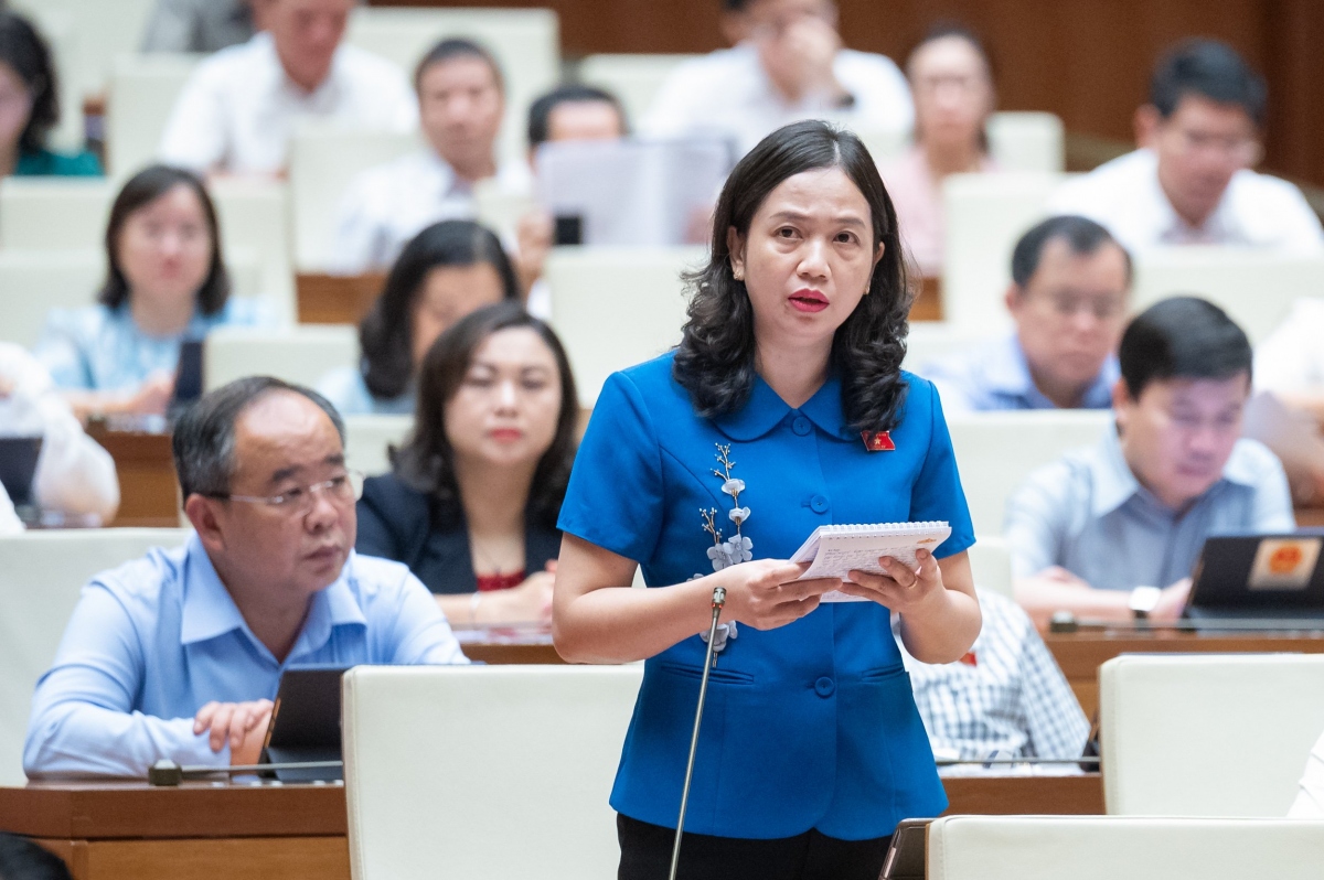 Đại biểu Điểu Huỳnh Sang - Đoàn ĐBQH tỉnh Bình Phước.