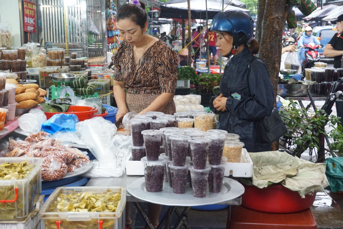 Cơm rượu nếp - sản vật không thể thiếu trong ngày Tết Đoan ngọ ở miền Bắc