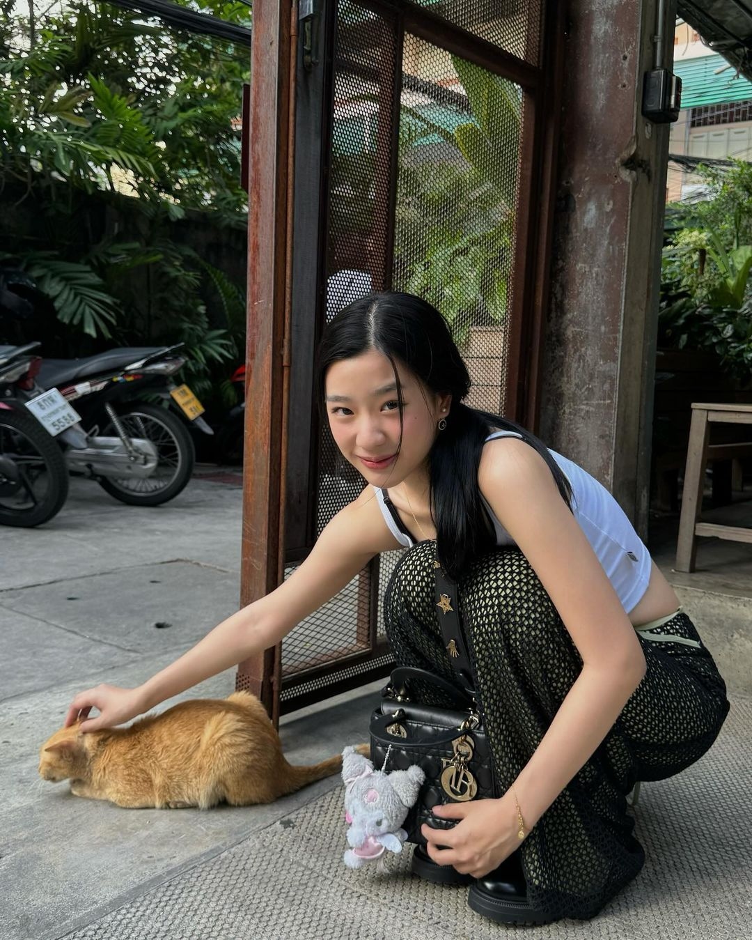 Nữ diễn viên được người hâm mộ yêu mến nhờ sắc vóc đẹp, phong cách thời trang năng động, cá tính