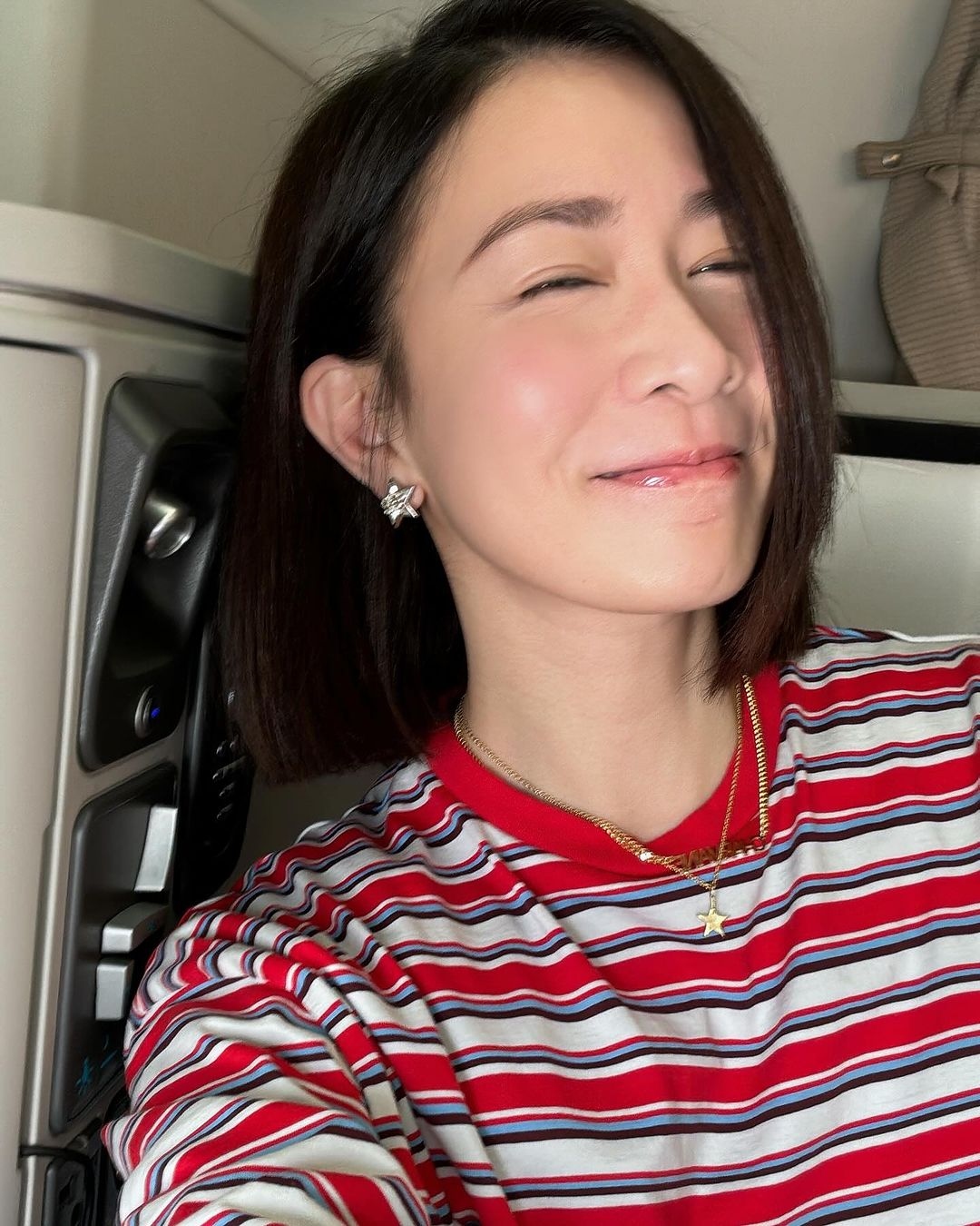 Mặt mộc đẹp không tì vết của Xa Thi Mạn