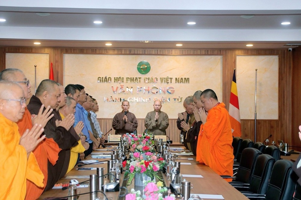 Phiên họp tại Văn phòng 2 TƯGH vào ngày 18/6 (Ảnh: Giáo hội Phật giáo Việt Nam)