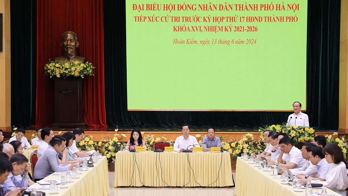 Tiếp xúc cử tri kỳ họp thứ 17 HĐND thành phố Hà Nội khóa XVI
