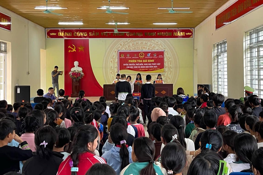 Việc tuyên truyền, phổ biến giáo dục pháp luật cho trẻ em cần được tổ chức thường xuyên, liên tục.