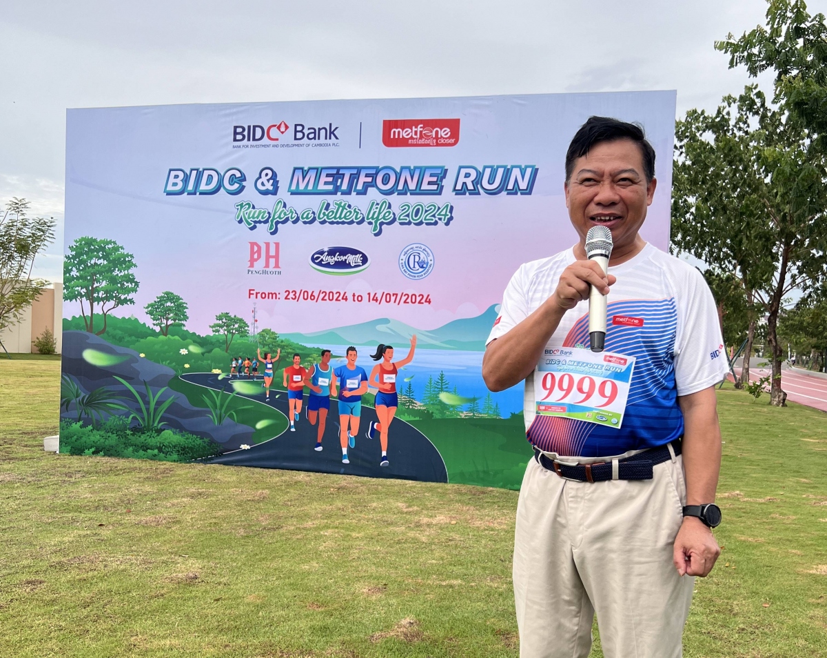 Đại sứ Nguyễn Huy Tăng phát biểu khai mạc