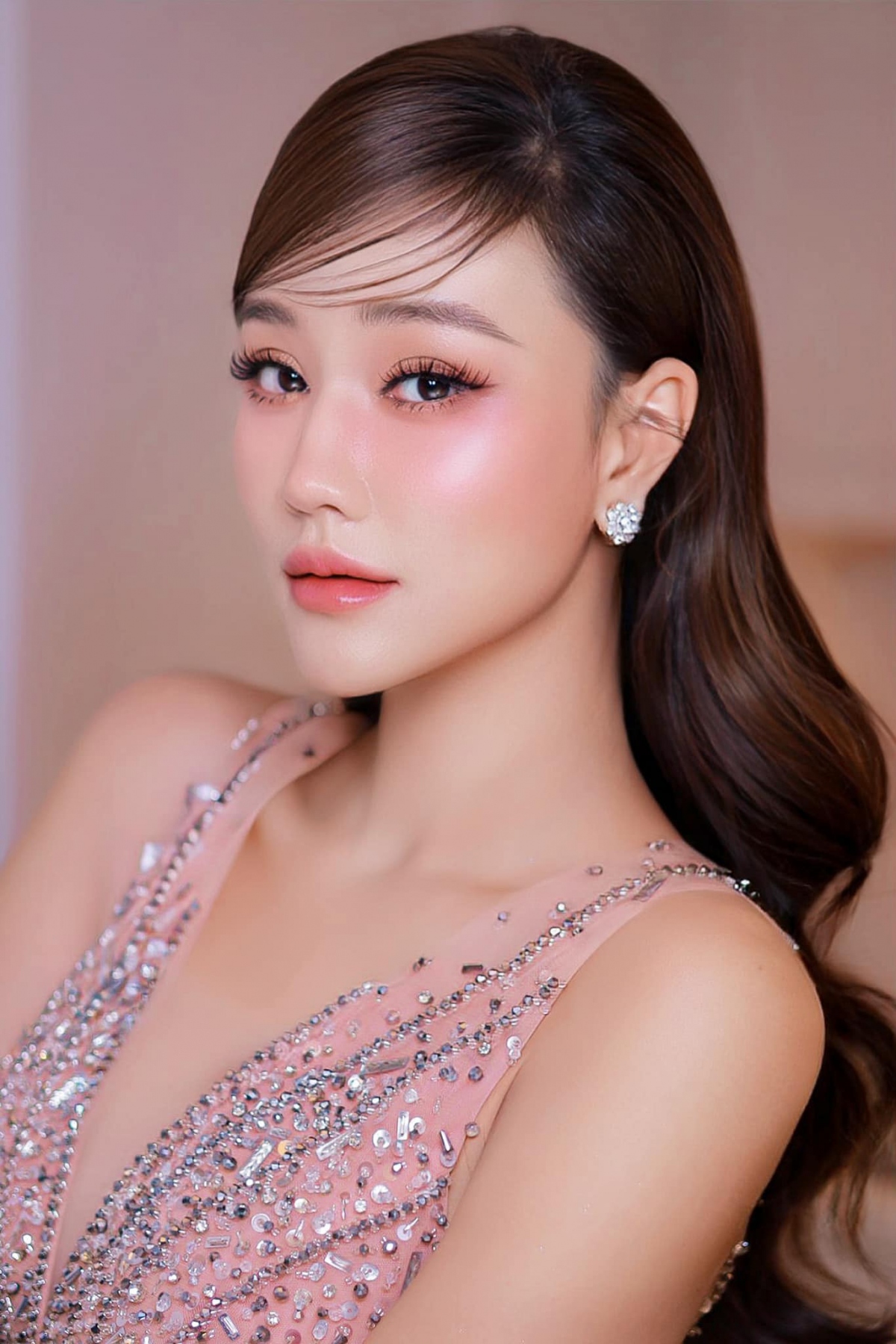 Cô từng chia sẻ: "Tôi chưa bao giờ hối hận về những gì mình đã làm trong quá khứ. Đó sẽ luôn là bài học đắt giá cho tôi ở hiện tại để có thể làm tốt hơn ở tương lai".