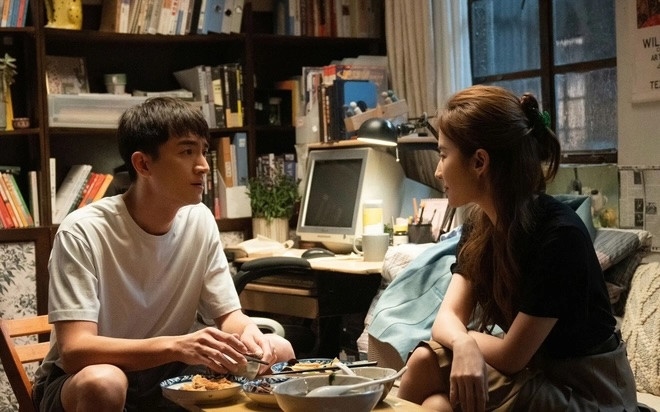 Tuy nhiên, trong lòng Phương Hiệp Văn vẫn luôn có một nỗi lo sợ mơ hồ vì nhan sắc và tài năng của vợ quá nổi trội.
