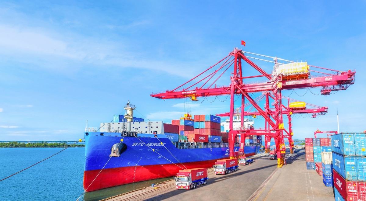 Cảng Chu Lai đã đầu tư hơn 400 tỷ đồng cho trang thiết bị và phương tiện
