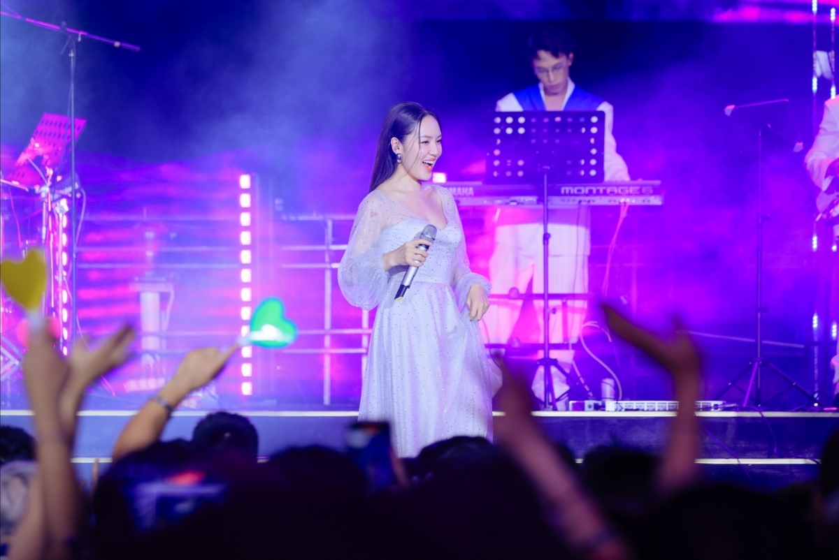 Phương Linh tái xuất tại Giao lộ thời gian