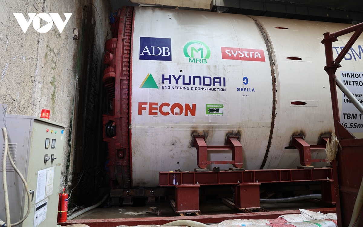 Every day, the TBMs drill about 10m, and wherever it goes, tunnel linings will be installed