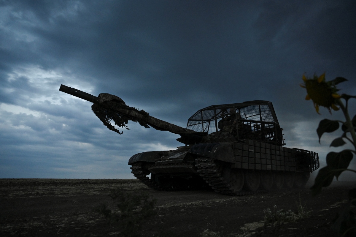 Binh lính Ukraine tập trận quân sự gần tiền tuyến ở khu vực Zaporizhzhia. Ảnh: Reuters