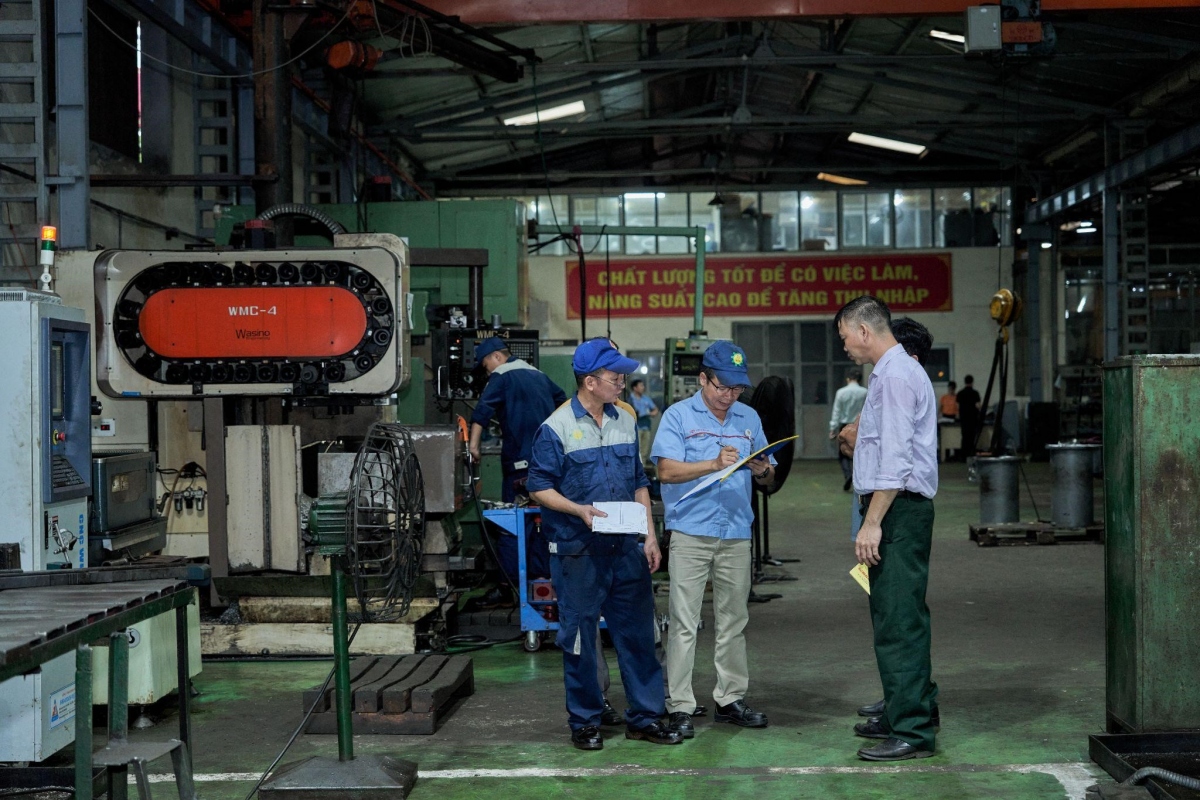 Chuyên gia của Toyota hỗ trợ cải tiến tại nhà cung cấp