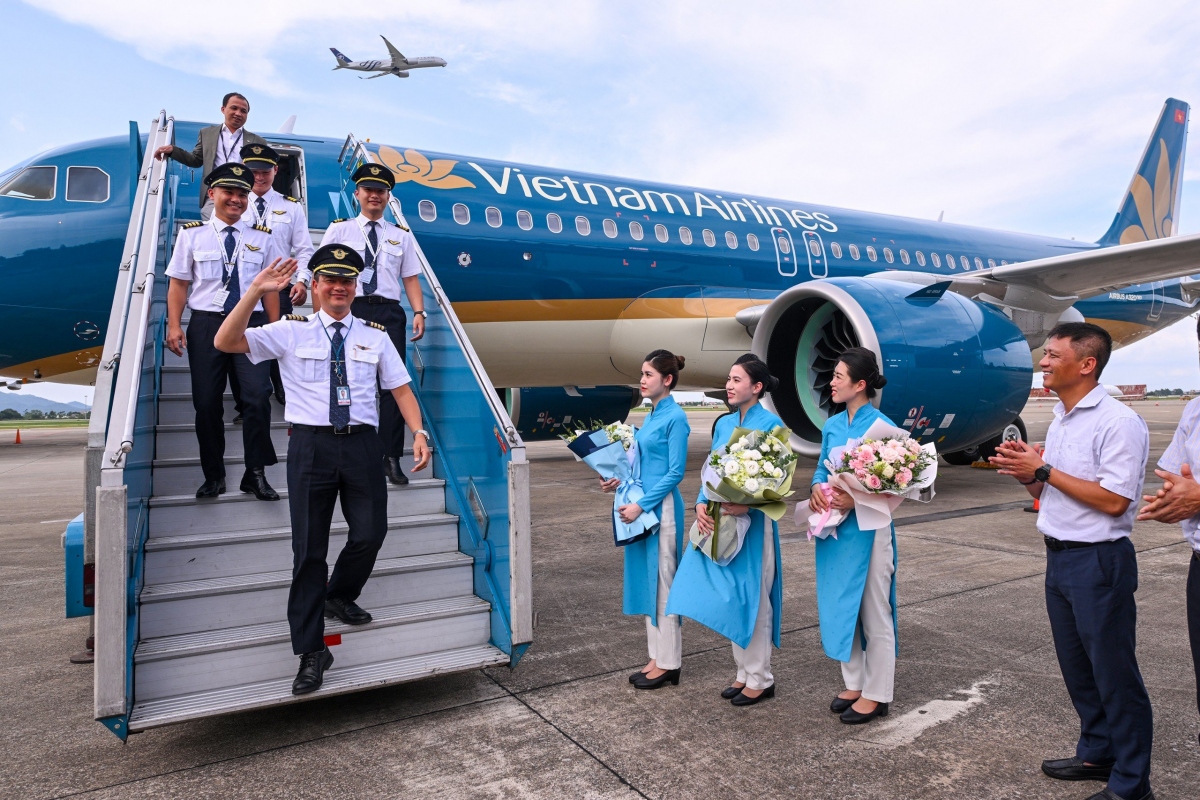 Chiếc Airbus A320neo này sẽ cất cánh trên các đường bay nội địa do Vietnam Airlines khai thác. 