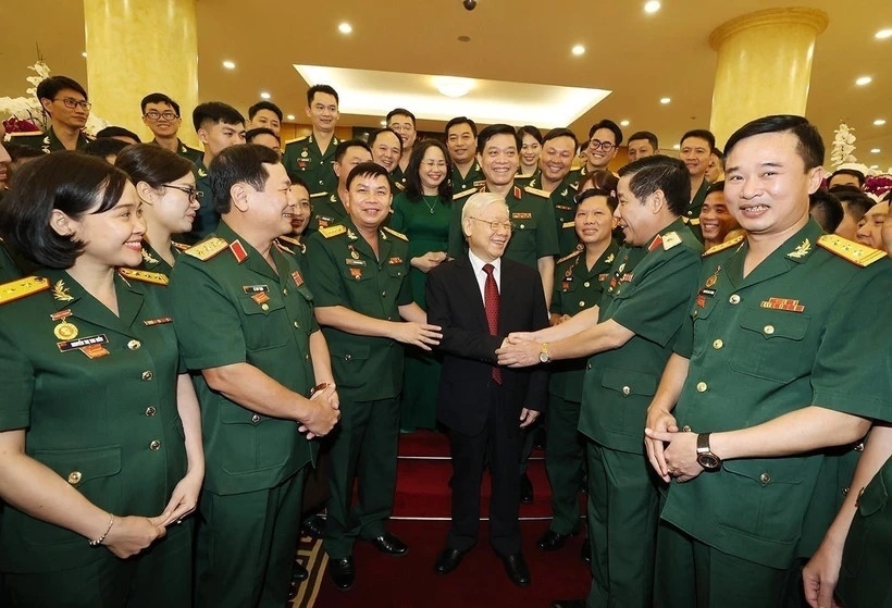 The Party chief meets with elite delegates to the 10th Congress of the Ho Chi Minh Communist Youth Union of the Army for the 2022-2027 term.