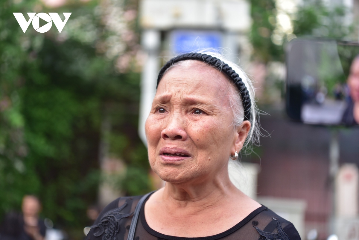 Nguyen Thi Muu, a resident of Hai Phong city, expects to say her last goodbye to the Party General Secretary who she says is a respected and competent leader.