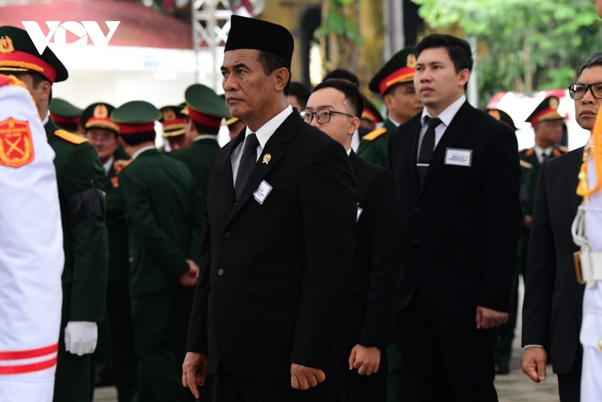 A delegation of the Indonesian government is led by Andi Amran Sulaiman, Minister of Agriculture.