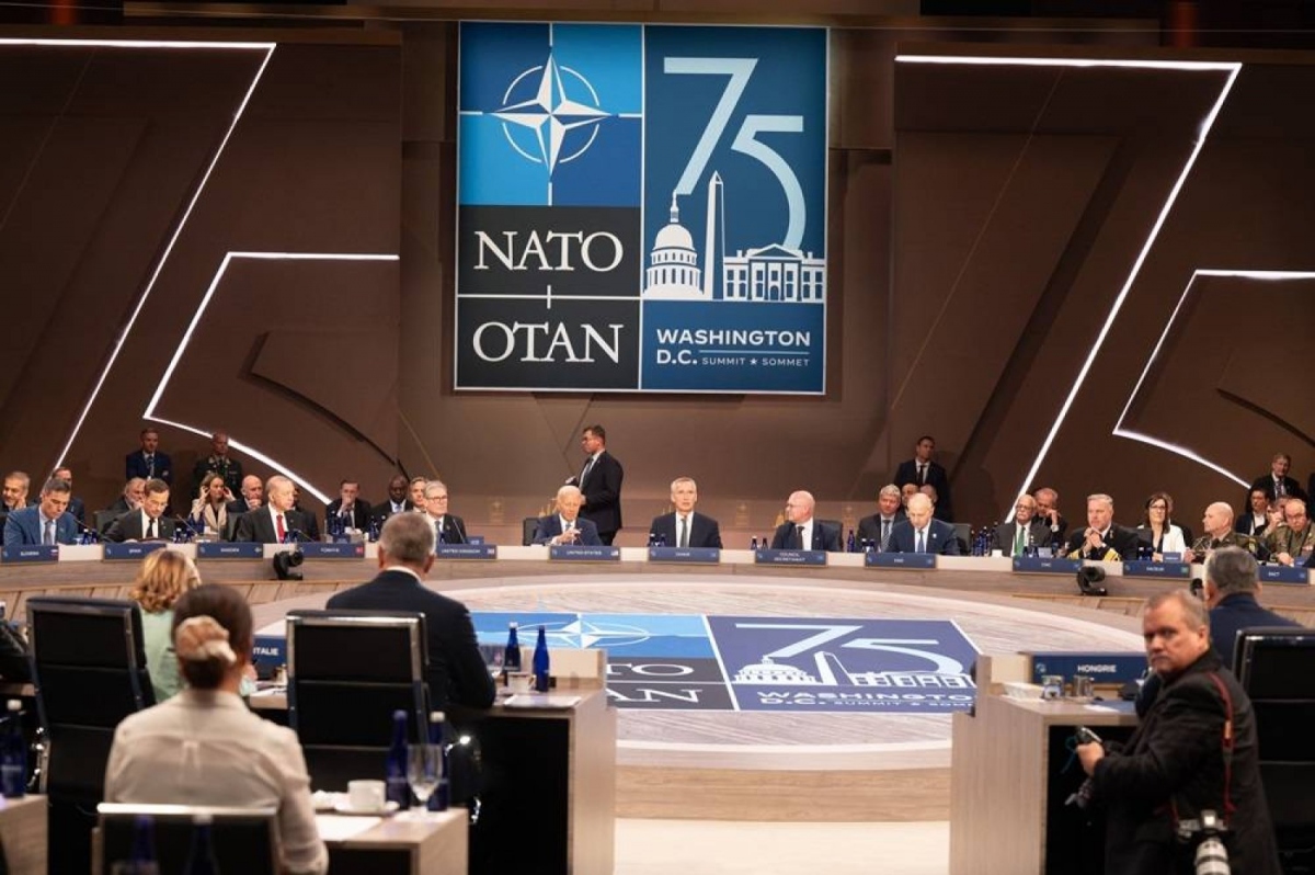 Quang cảnh hội nghị NATO. Ảnh: Ashraq Al-Awsat