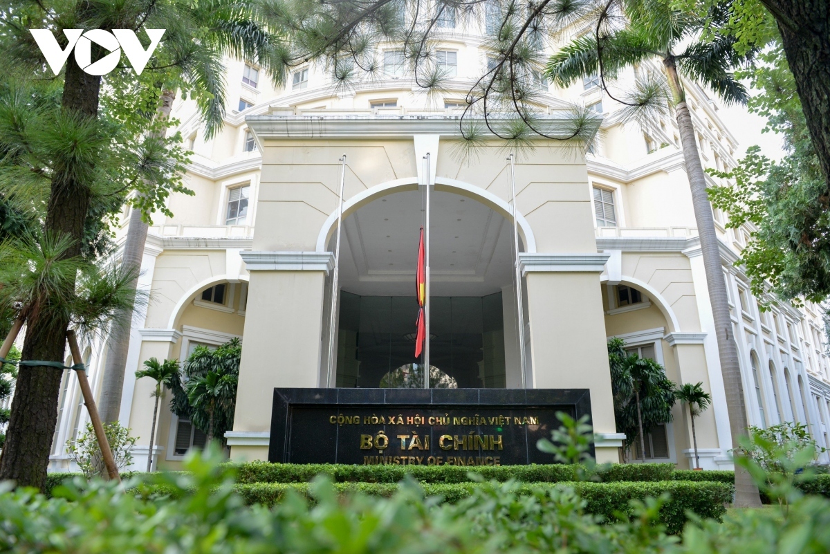 The national flag is flying at half-mast at the headquarters of the Ministry of Finance.