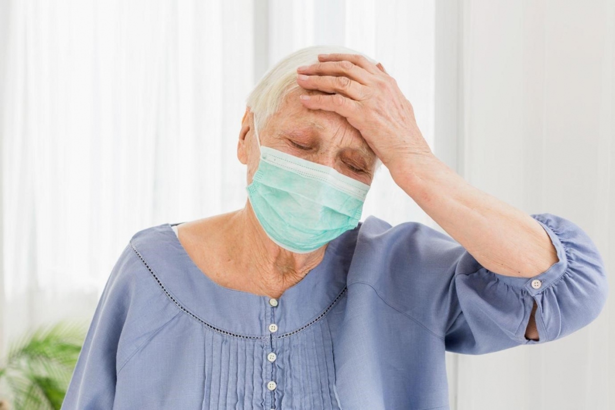 Đau đầu, mệt mỏi, trí nhớ kém là những biểu hiện của sương mù não