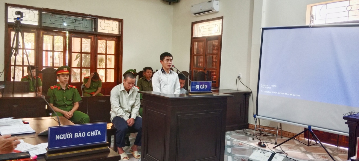Các bị cáo tại phiên toà
