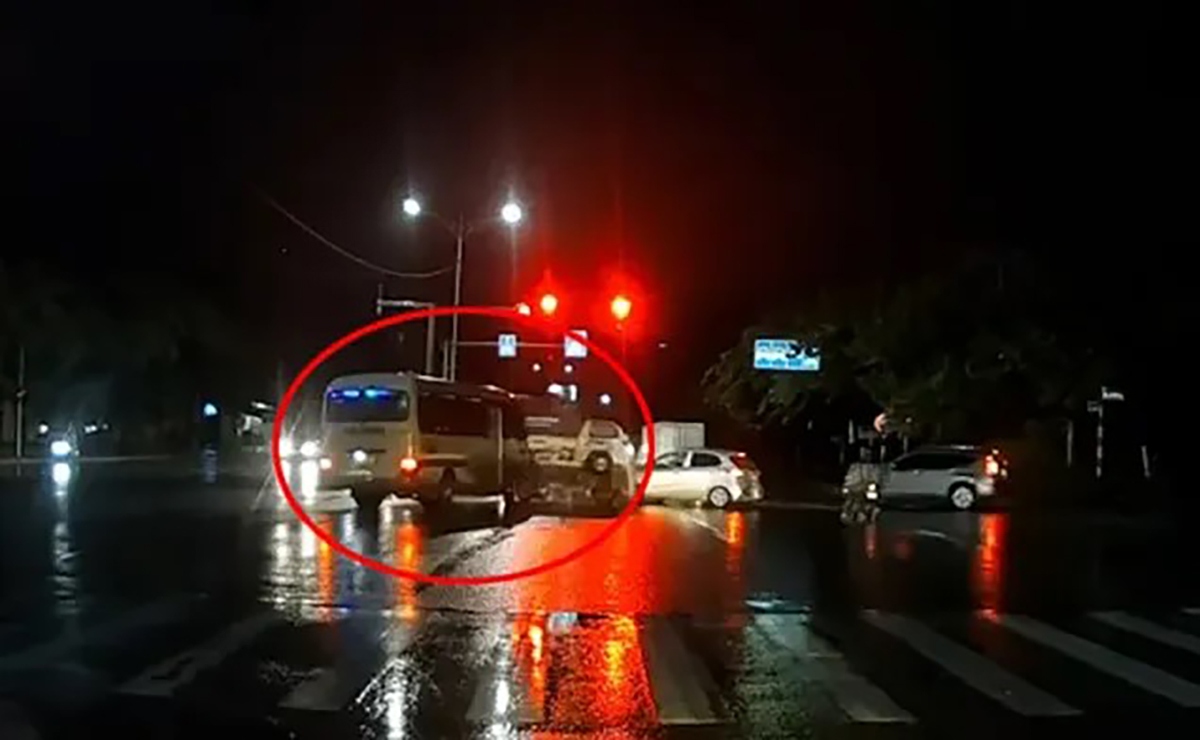 Chuyên gia giao thông khẳng định không có cơ sở nào để kết luận đồng hồ đếm ngược là nguyên nhân dẫn đến tai nạn giao thông. Có đếm giây hay không, người cố ý vượt đèn đỏ vẫn cứ vượt.
