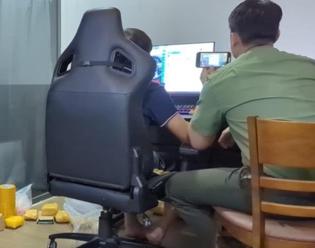 Phòng An ninh mạng làm việc với Nguyễn Văn S..