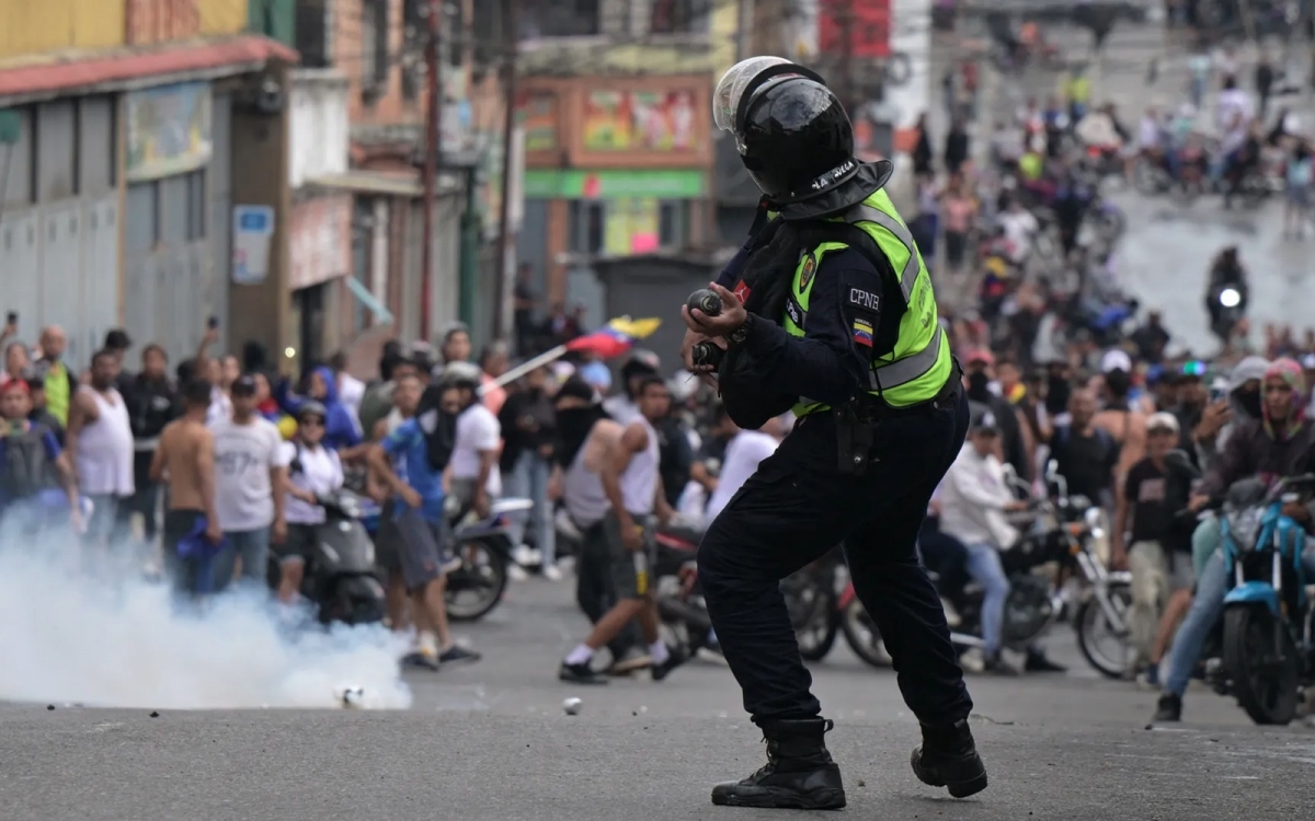 Bạo loạn tại Venezuela. Ảnh: AFP.