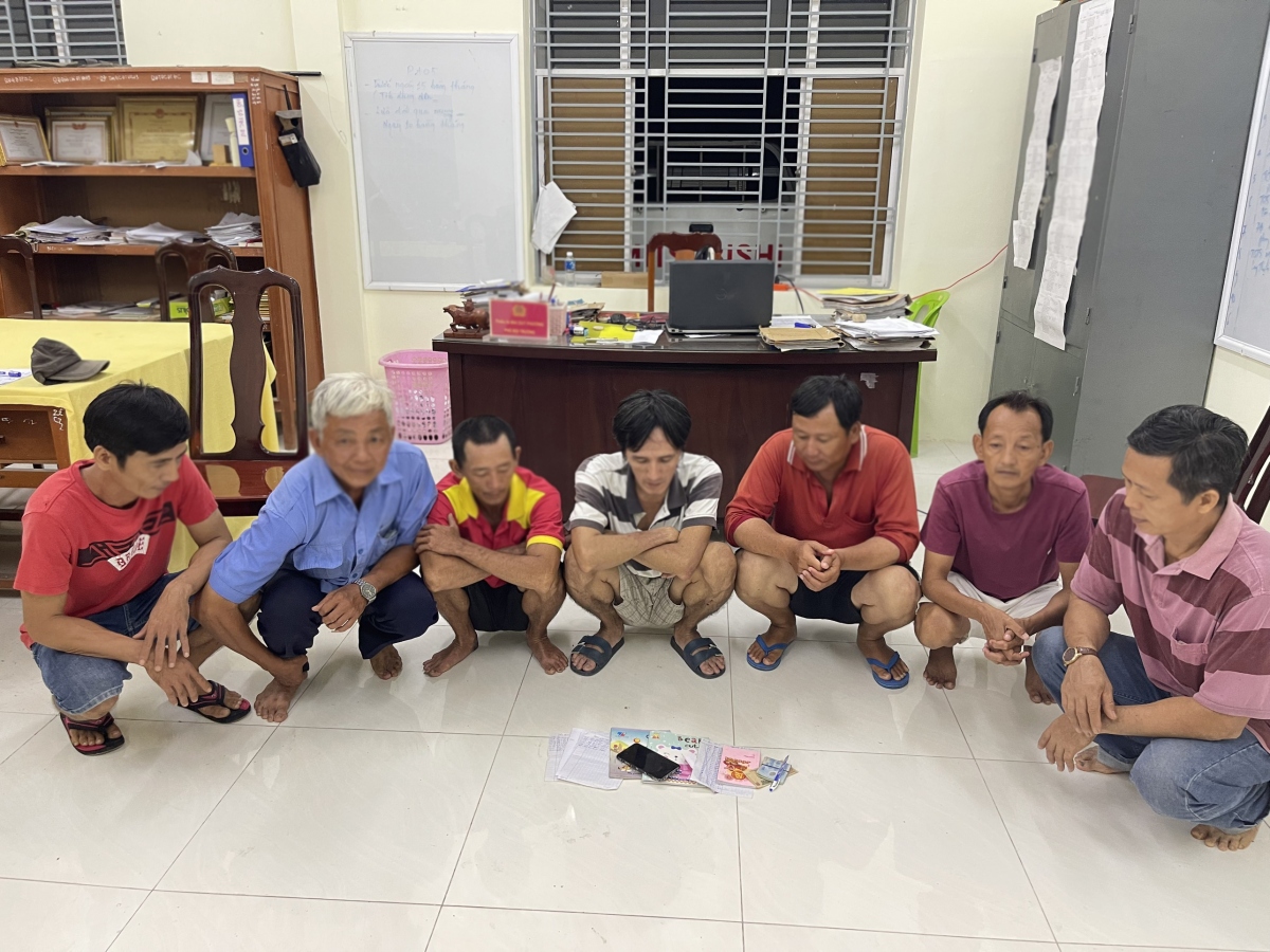 7 đối tượng tại cơ quan công an.