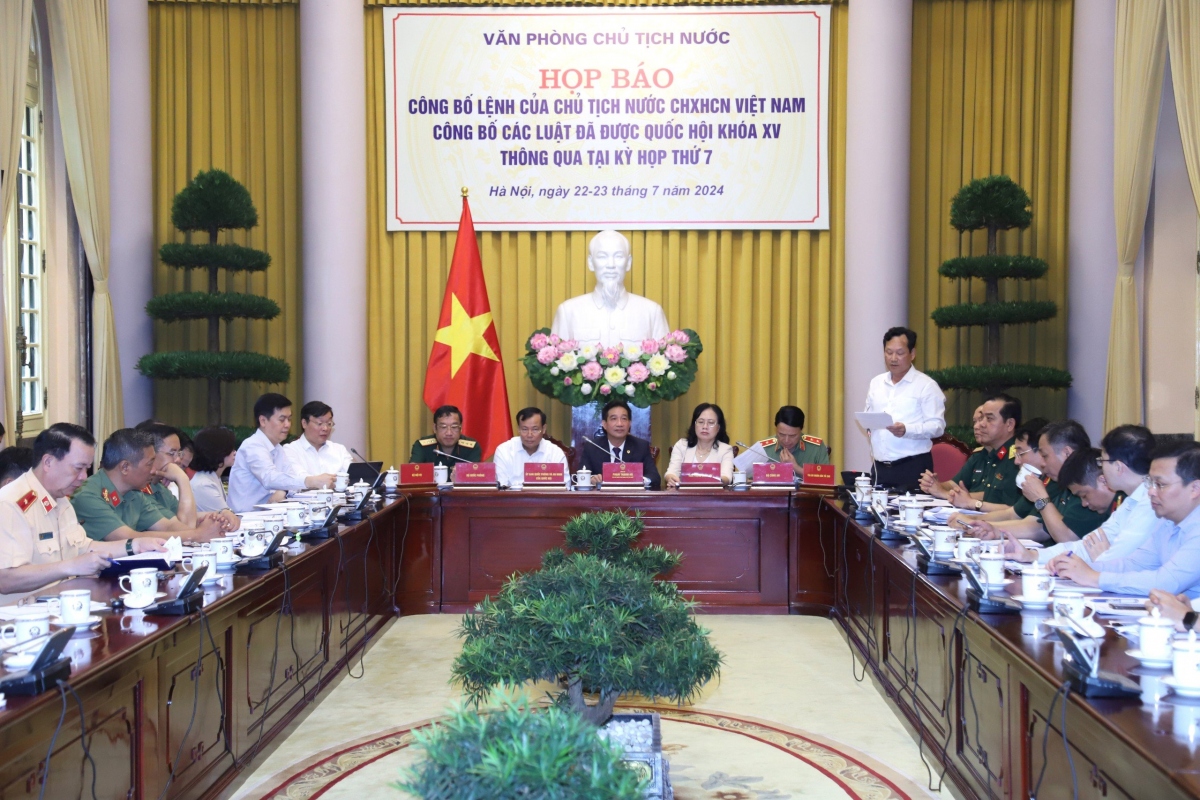 Văn phòng Chủ tịch nước tổ chức họp báo công bố lệnh của Chủ tịch nước về các luật được Quốc hội thông qua tại Kỳ họp thứ 7