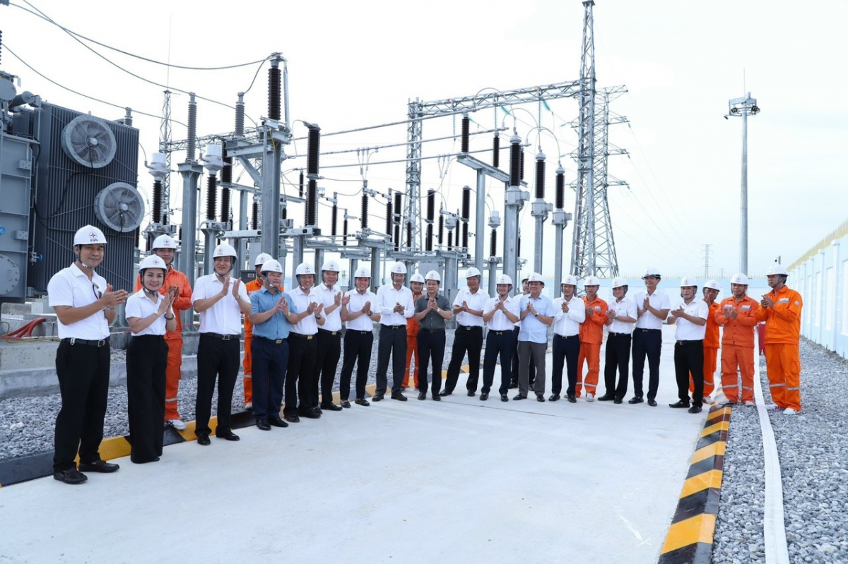 Đây là một trong những công trình đầu tư xây dựng được Tổng công ty Điện lực miền Bắc gắn biển chào mừng kỷ niệm 55 năm ngày thành lập EVNNPC và 70 năm ngày truyền thống ngành điện Việt Nam.