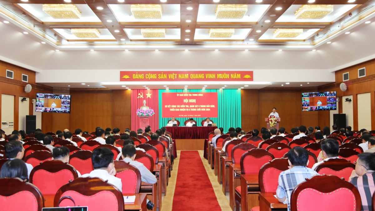 Toàn cảnh hội nghị