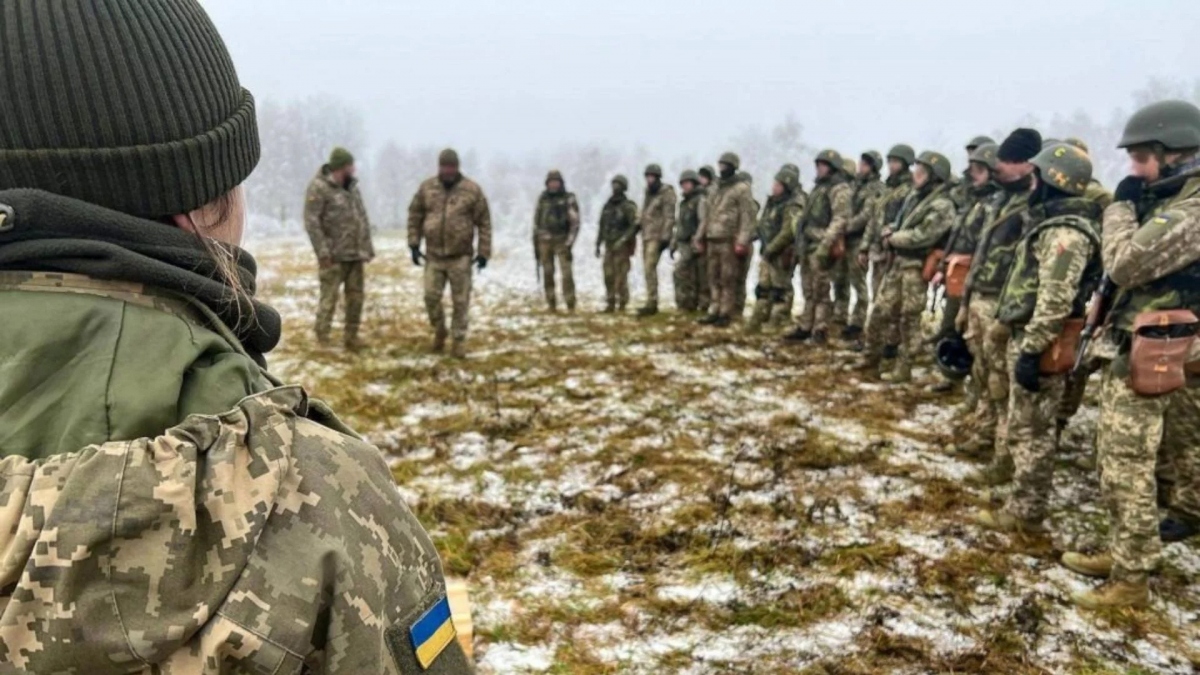 Quân đội Ukraine trong đợt huấn luyện tại Cộng hòa Séc (12.2022) (Ảnh-Army.cz)