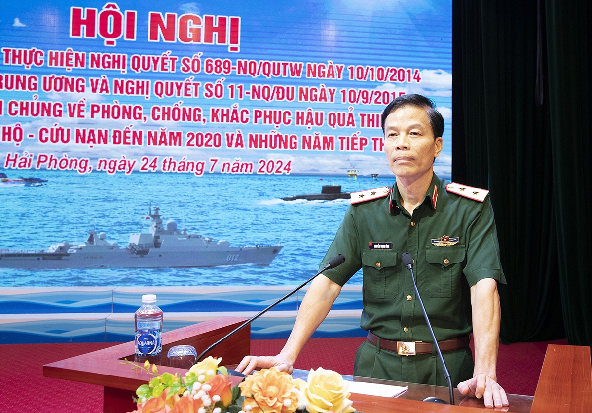 Trung tướng Nguyễn Trọng Bình phát biểu chỉ đạo hội nghị