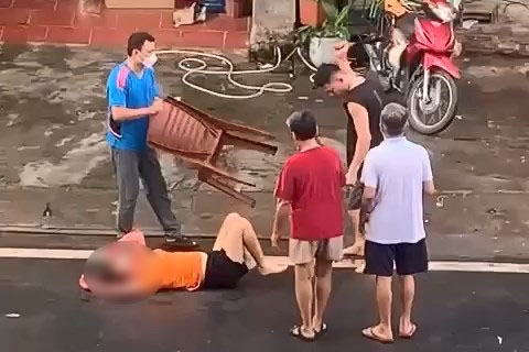 Hiện trường vụ việc (ảnh cắt từ clip người dân)