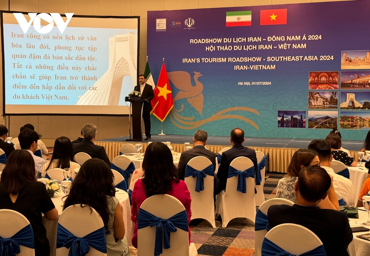 Travel firms attend Iran's Tourism Roadshow – Southeast Asia 2024 plus workshop on Vietnam - Iran tourism cooperation in Hanoi on July 1