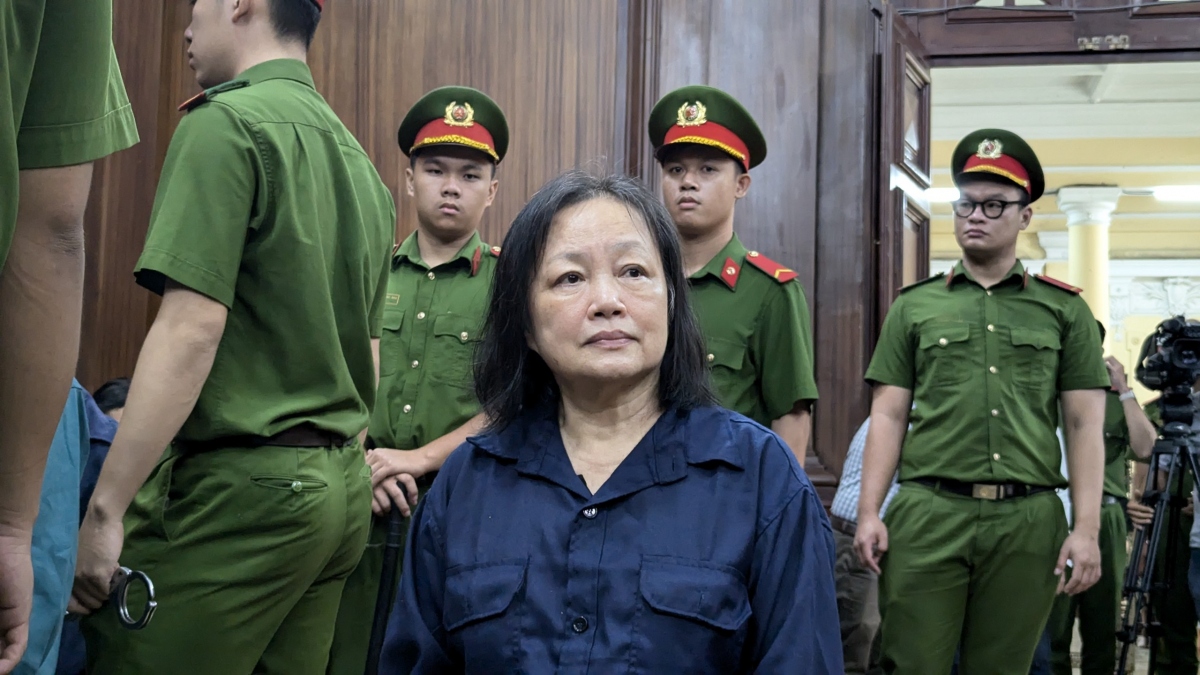 Nguyên Phó Giám đốc Sở Kế hoạch đầu tư TP.HCM Trần Thị Bình Minh bị tuyên phạt 7 năm 6 tháng tù về tội “Lợi dụng chức vụ, quyền hạn trong khi thi hành công vụ”. (Ảnh: A.T)