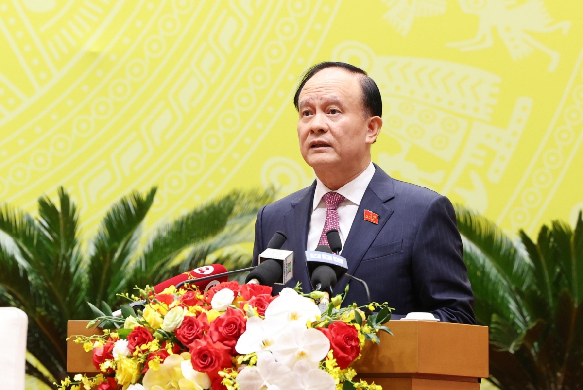Chủ tịch HĐND thành phố Hà Nội Nguyễn Ngọc Tuấn phát biểu khai mạc phiên chất vấn